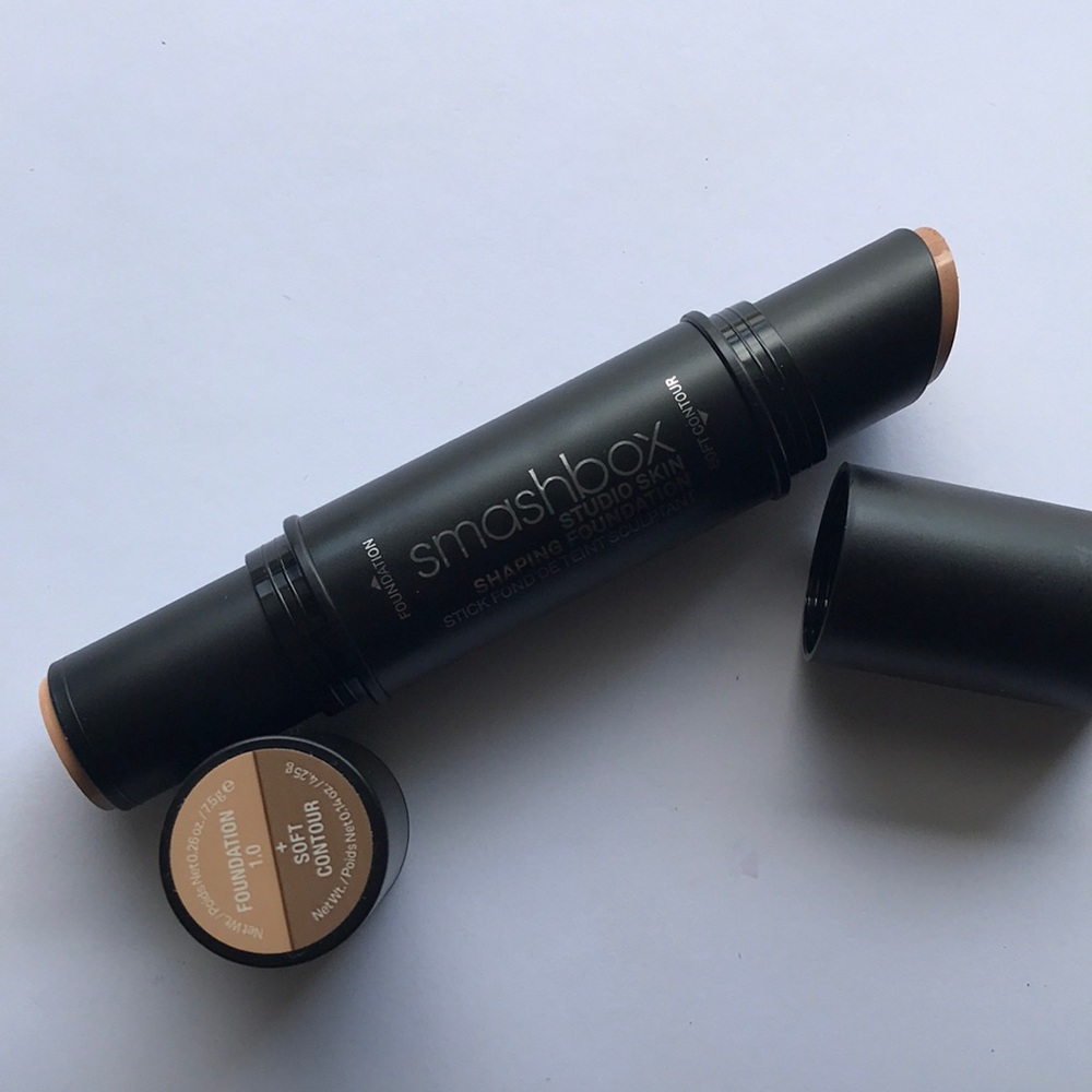 Smashbox Studio Skin Shaping Foundation In 1.0